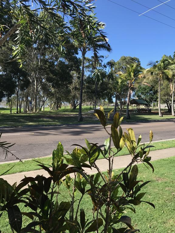 Kingfisher Caravan Park Tin Can Bay Exterior photo